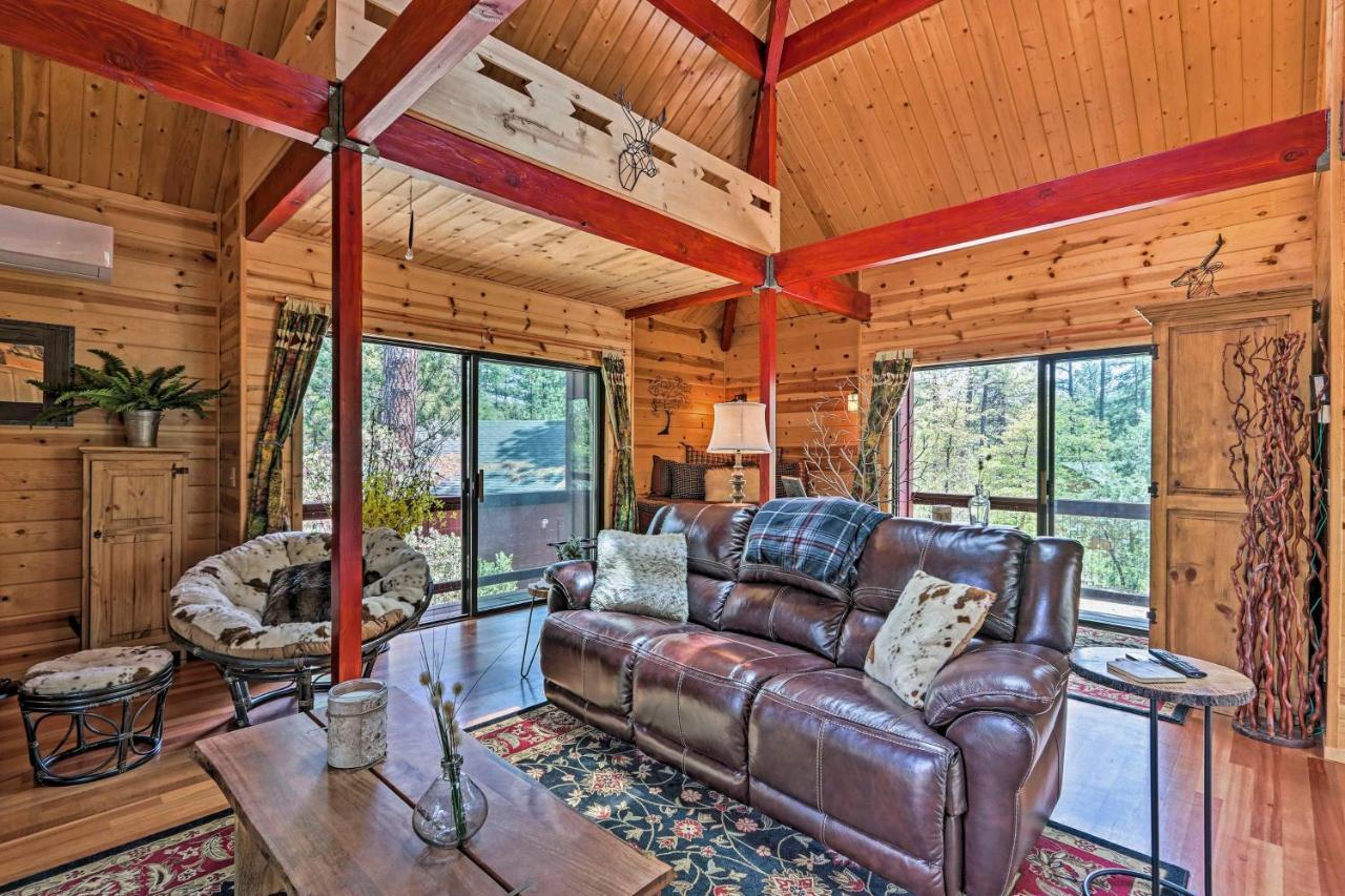 Romantic Strawberryandpine Studio Cabin With Deck! Екстер'єр фото