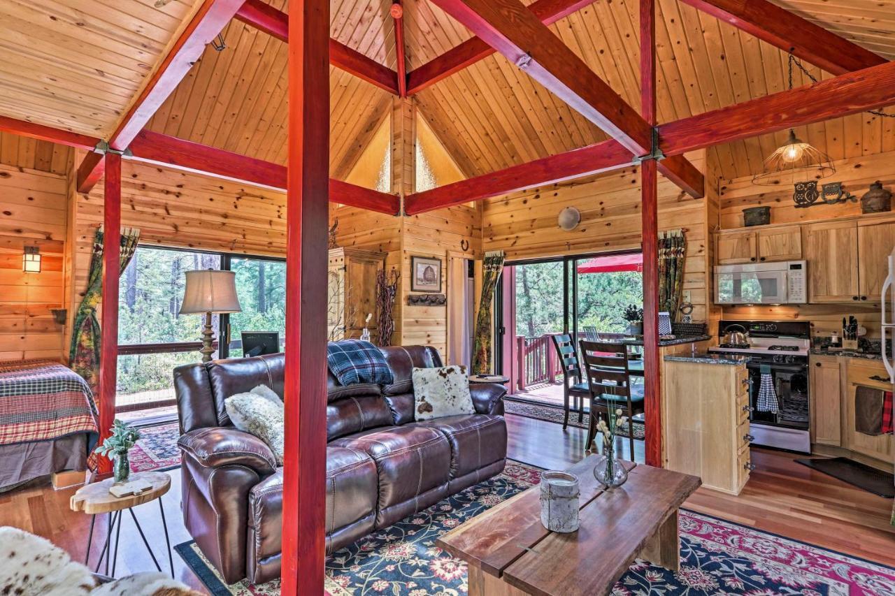 Romantic Strawberryandpine Studio Cabin With Deck! Екстер'єр фото