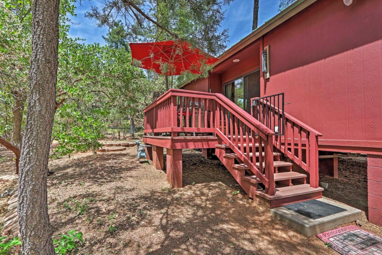 Romantic Strawberryandpine Studio Cabin With Deck! Екстер'єр фото